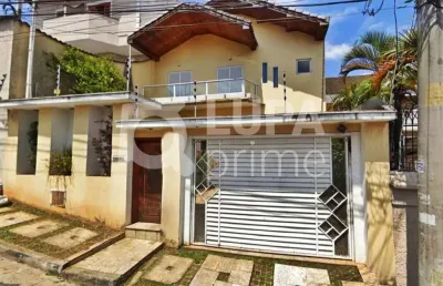Casa com 3 quartos e 3 vagas de garagem à venda em guarulhos