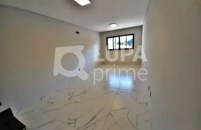 Casa com 3 quartos e 2 vagas de garagem à venda na parada inglesa