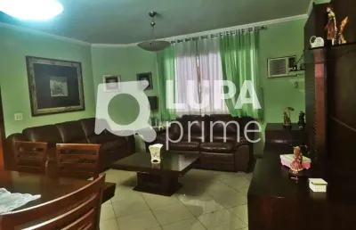 Casa com 3 quartos e 2 vagas de garagem à venda na vila isolina mazzei