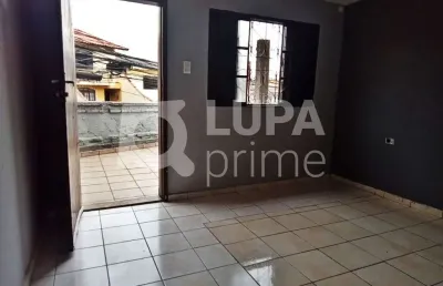 Casa com 2 quartos para alugar na Rua Kobe, 1113, Vila Maria, São Paulo