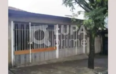 Casa térrea com 2 quartos e 2 vagas de garagem a venda na vila maria