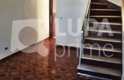 Sobrado com 3 quartos para venda, parque edu chaves.
