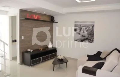 Sobrado em condomínio residencial com 3 quartos e 2 vagas para venda, água rasa, são paulo