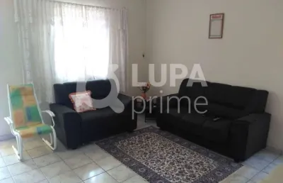 Sobrado com 2 quartos e 2 vagas de garagem a venda na vila maria