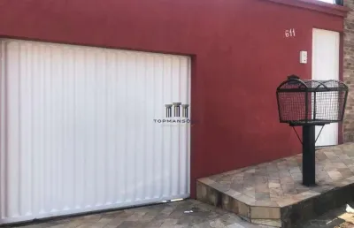 Linda casa geminada 3 quartos com suíte e churrasqueira no bairro copacabana