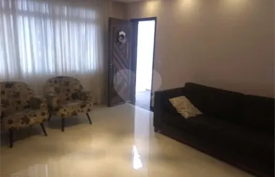 Casa com 3 quartos à venda na Rua Caruso, Vila Alpina, São Paulo