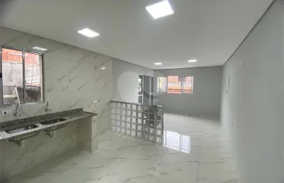 Sobrado com 3 quartos para locação em parque são lucas - sp