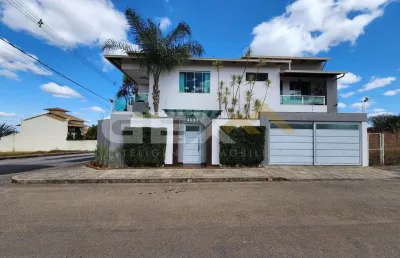 Casa com 4 quartos à venda na Rua Sergipe, 4031, São Roque, Divinópolis