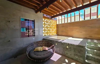 Cobertura com 04 quartos e espaço gourmet completo no bairro centro
