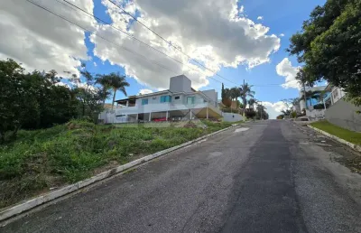 Lote à venda de 600m² sendo 20m x 30m no condomínio ville royalle - divinópolis/