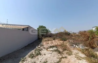 Terreno em condomínio fechado à venda na Rua João Adelino Pires, LOTE 324, Chanadour, Divinópolis