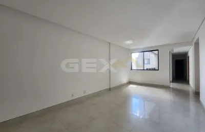 Apartamento à venda no centro, 3 quartos sendo todos suítes e 2 vagas.