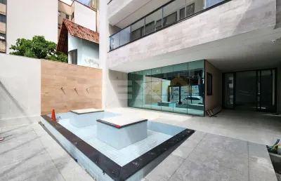 Cobertura duplex à venda no centro, 3 quartos sendo 1 suíte.