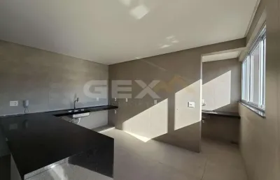Apartamento à venda no centro, 3 quartos, 2 suítes e 3 vagas.