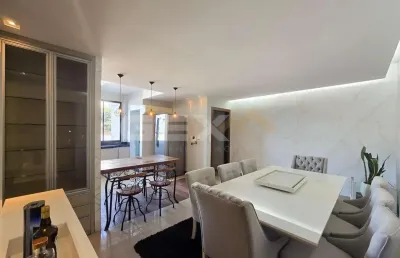 Apartamento à venda de porteira fechada no centro, 3 quartos, 1 suíte e 2 vagas.
