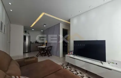 Apartamento à venda em condomínio no planalto com portaria 24h.