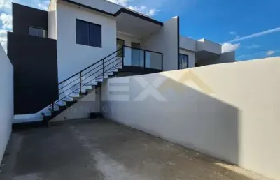 Sobrado térreo à venda no bairro chanadour, 3 quartos, 1 suíte e 2 vagas.