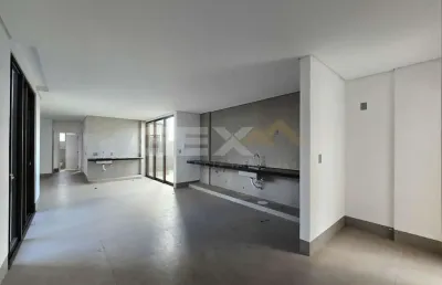 Apartamento à venda no centro, 3 quartos, 1 suíte e 2 vagas.