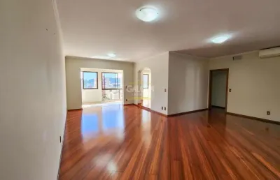 Apartamento no centro com 3 quartos para venda, 194 m²