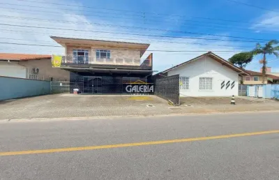 Casa com 4 quartos à venda no Boa Vista, Joinville 