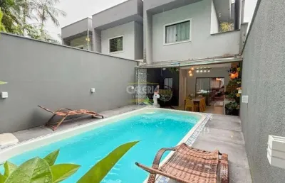 Sobrado geminado no glória com 3 quartos para venda, 156 m²