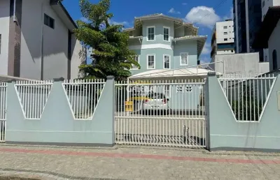 Casa no anita garibaldi com 3 quartos para venda, 244 m²