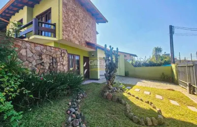 Casa com 3 quartos à venda no Iririú, Joinville 