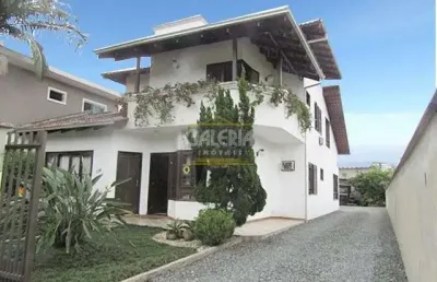 Casa no anita garibaldi com 4 quartos para venda, 211 m²