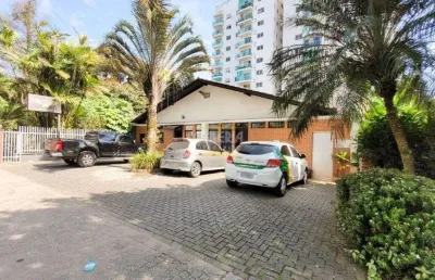 Sala comercial no centro com 0 quartos para locação, 100 m²