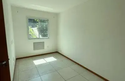 Vendo excelente apartamento no condomínio jardim pendotiba no rio do ouro.