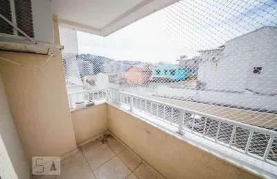 Excelente apartamento no condomínio portal de pendotiba em niterói