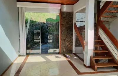 Casa em condomínio fechado com 3 quartos à venda na Rua Treze, Serra Grande, Niterói