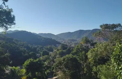Terreno à venda na Rua Quarenta e Sete, Serra Grande, Niterói