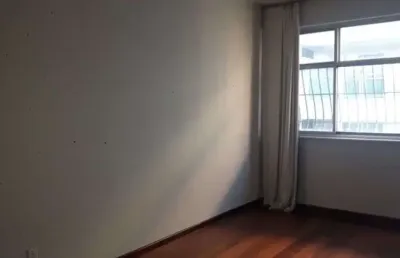 Ótimo apartamento na rua carlos halfed 27 em icaraí.