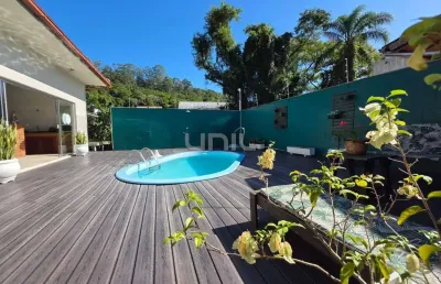 Casa com 3 quartos à venda no córrego grande, florianópolis , 180 m2 por r$ 1.800.000
