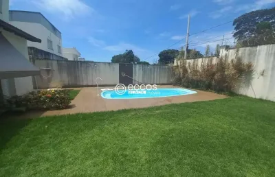 Casa em condomínio para aluguel, 3 quartos, 3 suítes, 2 vagas, saraiva - uberlândia/mg