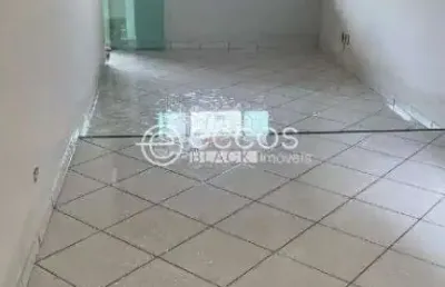 Casa à venda, 3 quartos, 1 suíte, 2 vagas, cidade jardim - uberlândia/mg