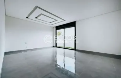 Casa em condomínio à venda, 3 quartos, 3 suítes, 4 vagas, laranjeiras - uberlândia/mg
