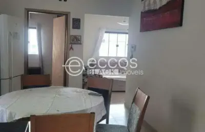 Casa à venda, 3 quartos, 1 suíte, 3 vagas, chácaras tubalina e quartel - uberlândia/mg