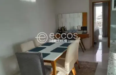 Apartamento à venda, 2 quartos, 1 suíte, 1 vaga, osvaldo rezende - uberlândia/mg
