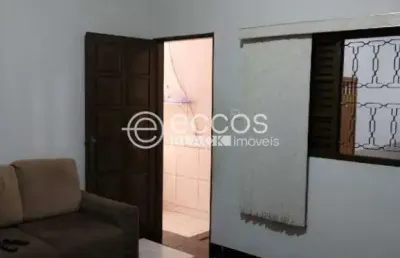 Casa à venda, 3 quartos, 2 suítes, 2 vagas, dona zulmira - uberlândia/mg