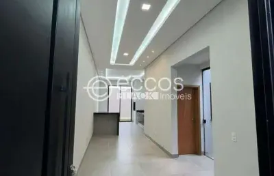 Casa à venda, 3 quartos, 1 suíte, 2 vagas, novo mundo - uberlândia/mg
