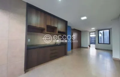 Casa à venda, 3 quartos, 1 suíte, 3 vagas, quinta alto umuarama - uberlândia/mg
