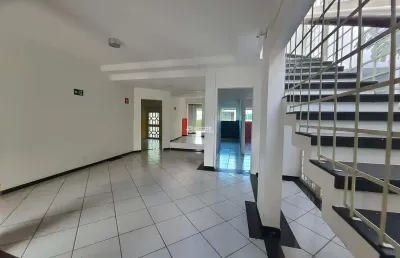 Casa à venda, 6 quartos, 2 suítes, 6 vagas, vigilato pereira - uberlândia/mg
