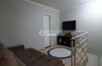 Cobertura à venda, 3 quartos, 1 suíte, 1 vaga, jardim finotti - uberlândia/mg