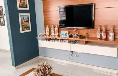 Casa à venda, 3 quartos, 1 suíte, 2 vagas, granada - uberlândia/mg