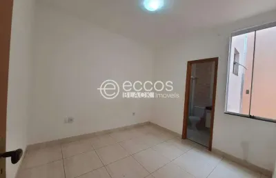Apartamento à venda, 2 quartos, 1 suíte, 1 vaga, granada - uberlândia/mg