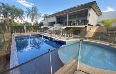 Casa em condomínio para aluguel, 6 quartos, 3 suítes, 4 vagas, tocantins - uberlândia/mg