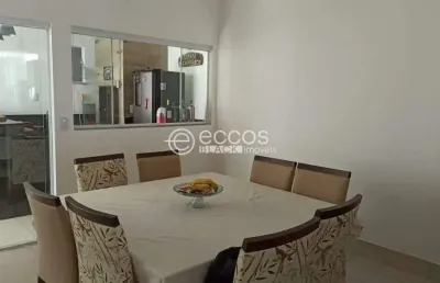 Casa à venda, 3 quartos, 1 suíte, 2 vagas, jardim europa - uberlândia/mg