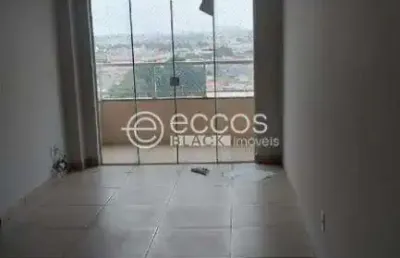 Apartamento à venda, 3 quartos, 1 suíte, 2 vagas, jardim brasília - uberlândia/mg